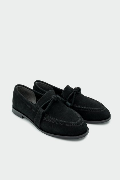 Onapy Black Suede Flat Sole Knot Detailed Shoes