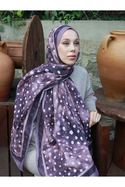 شال لينا بنمط الغزال