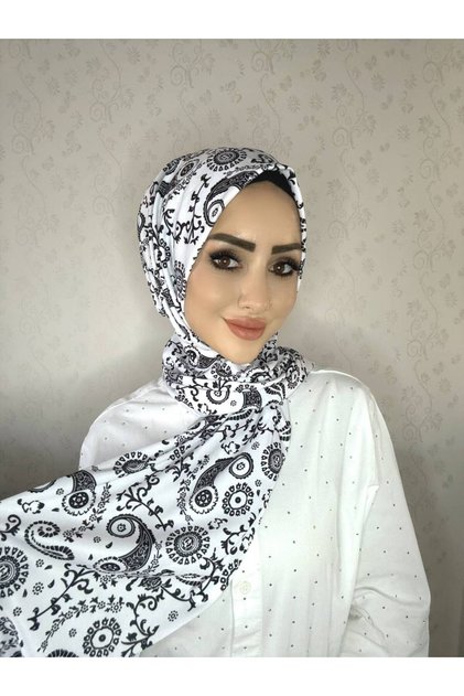 Dp4 Patterned Pera Ready-To-Wear Shawl with Snap Fasteners from the Chin Gold