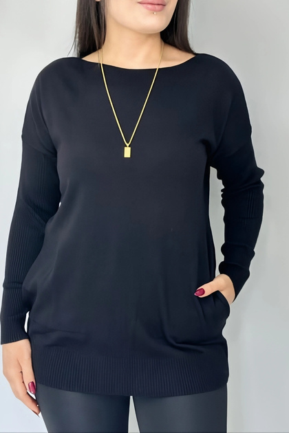 Women's black crew neck soft textured fine knit sweater with side pockets l Stretch Fabric
