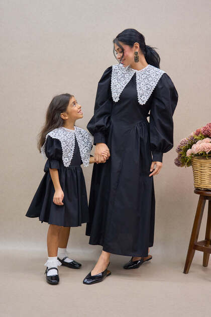 Vintage Seyyar Yakalı Siyah Poplin Pileli Anne-Kız Kombini (TEKLİ SATILMAKTADIR)