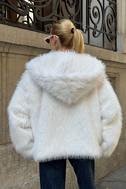 bacc Ecru Hooded Faux Fur Premium Plush Jacket- Trendyol