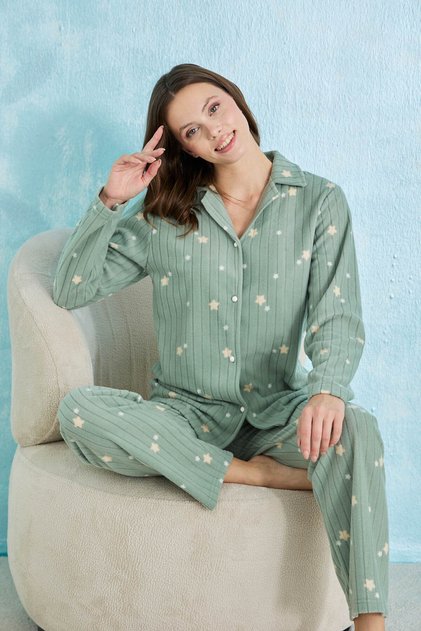 Green Corduroy Star Patterned Buttoned Fleece Pajama Set