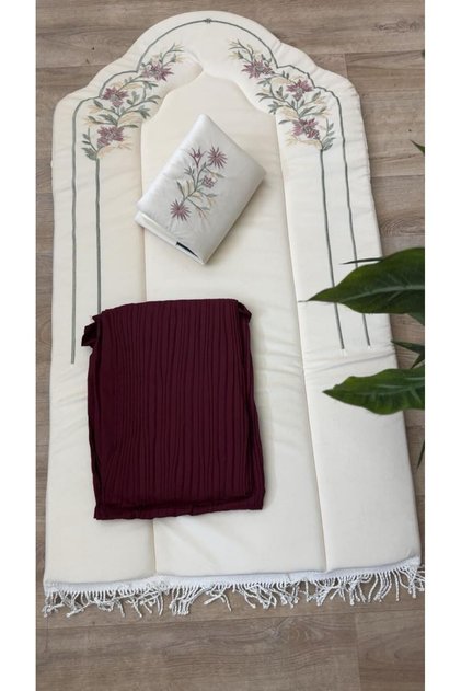 1.5 cm thick padded foam prayer mat set with a cool-touch prayer sheet and Quran cover