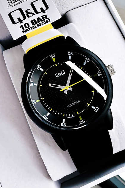 Q&Q di Marca Orologio da Uomo Nero Giallo Silicone Plastica 10ATM Uomo
