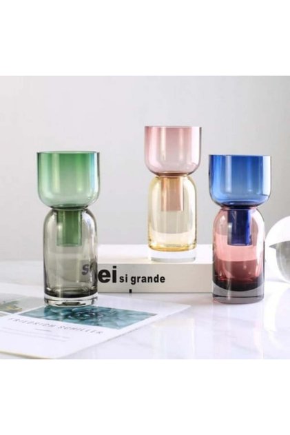 Glass vase
