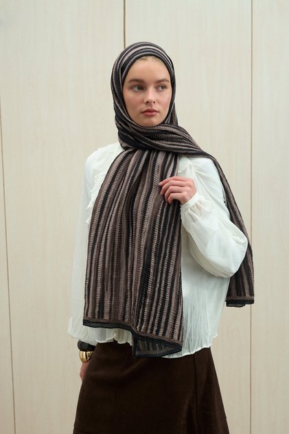 Ecru Dreams Muslin Shawl - Black Beige