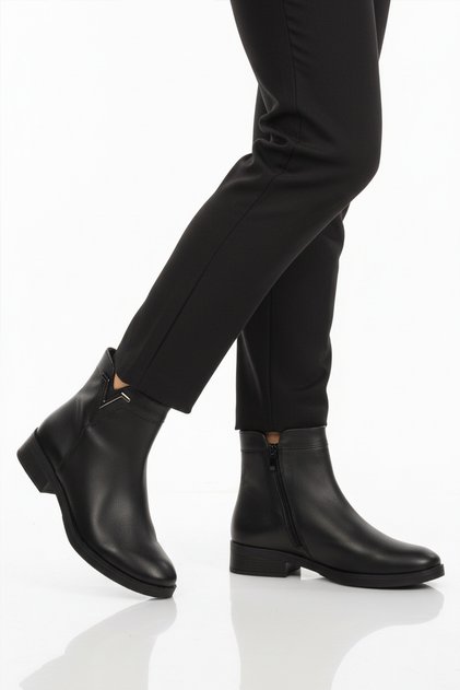 Black Genuine Leather Non-Slip Women's Boots with Fleece Inside 21893-1 Z