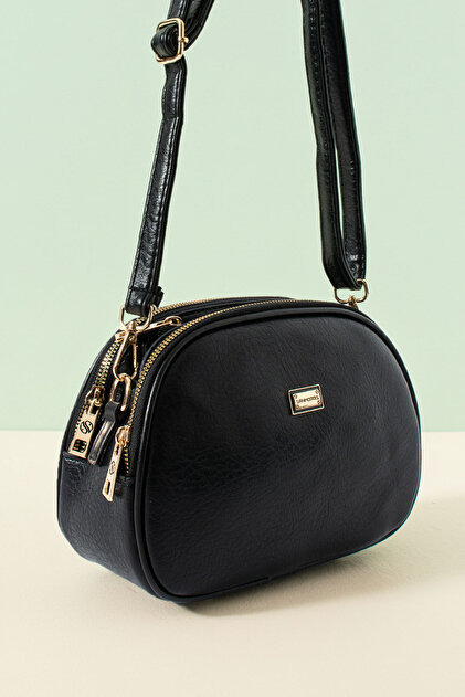 Women's 4-Compartment Soft Leather Adjustable Crossbody Strap Crossbody and Shoulder Bag (22X15 cm)