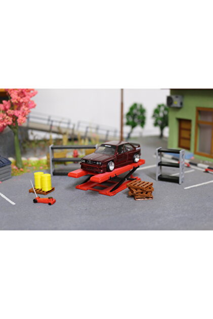 FMK HOBBY 1:64 Ölçek Garaj Diorama Aksesuar Seti – Lift + Raf +