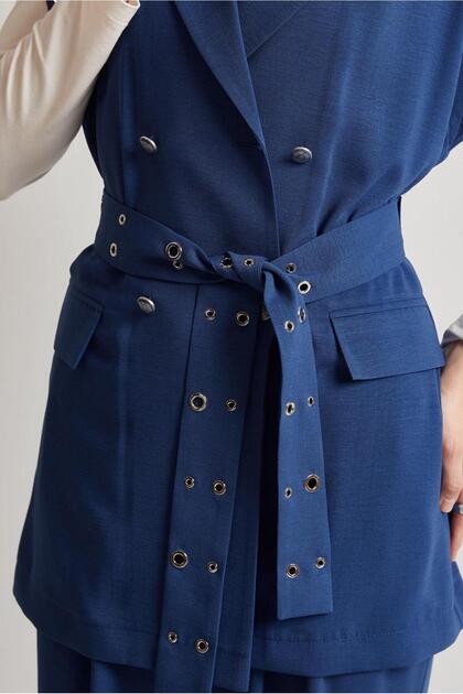 Costum cu pantaloni cu brâu 45382