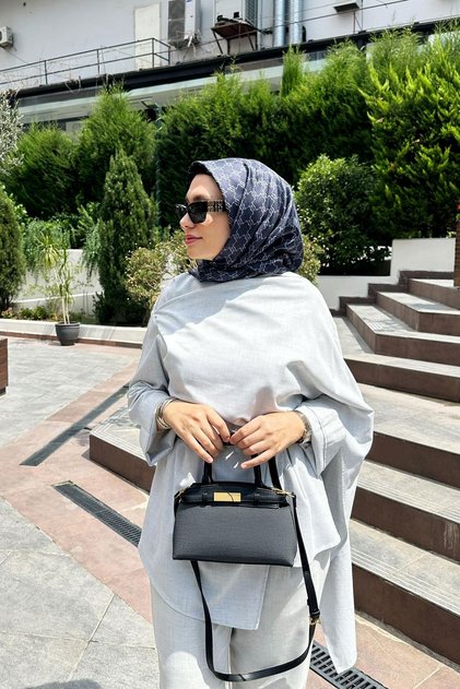 Black Mini Bag Handbag with Accessories