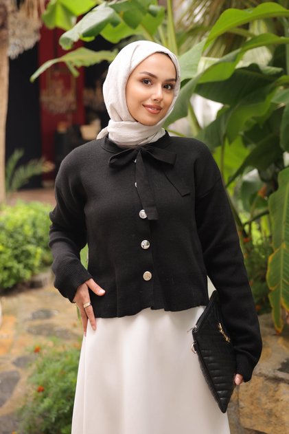 Cardigan tricotat cu nasturi cu guler negru