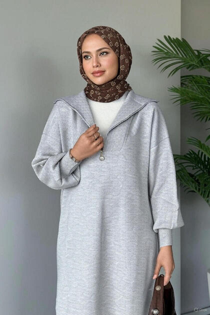 Women's Zippered Corded Fabric Collar Balloon Sleeve Midi Knitwear Dress