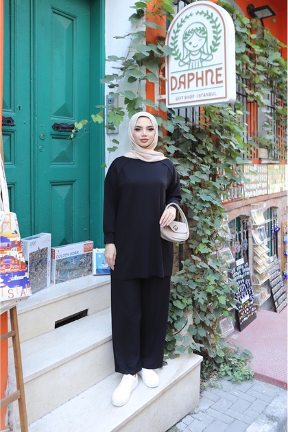 Modal Suit with Side Pockets and Zipper