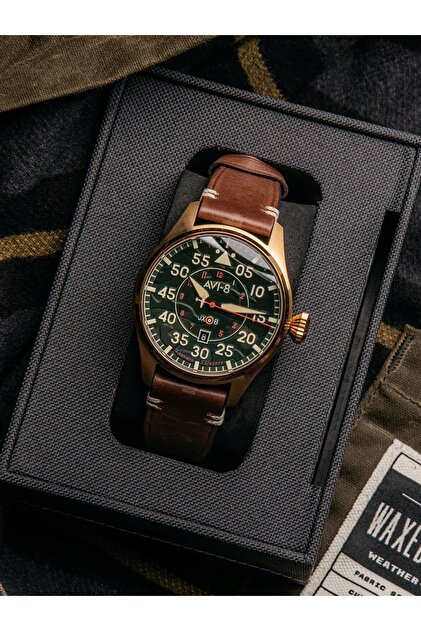 AVI 8 AVI-8 HAWKER HURRICANE CLOWES AV-4097-04 Otomatik (Seiko