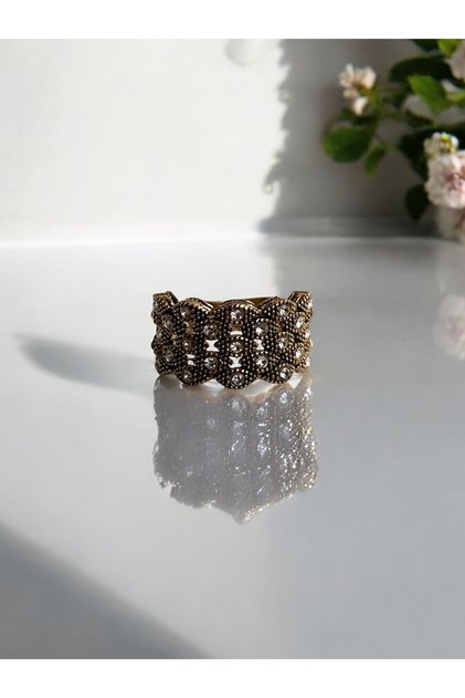 Crystal Jewelled Ring