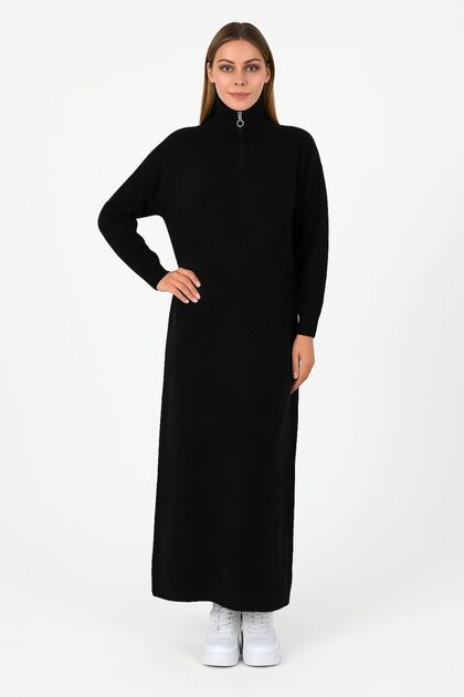 Striped Knitwear Dress Black – Comfortable and Stylish Hijab Compatible Winter Model Standard Size