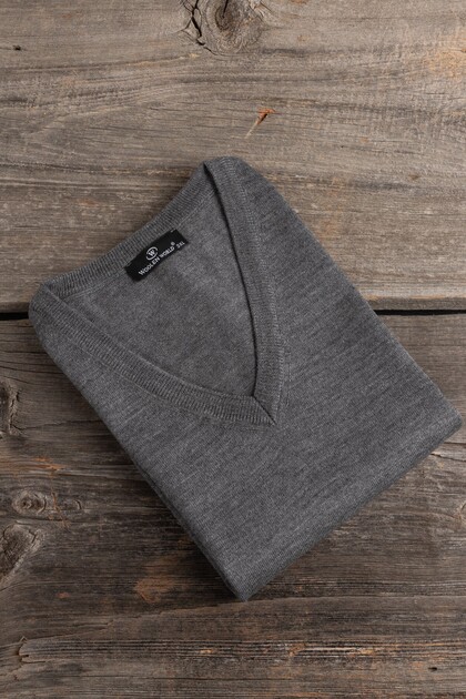V-Neck Oversize (Large Size) Wool Knitwear Sweater