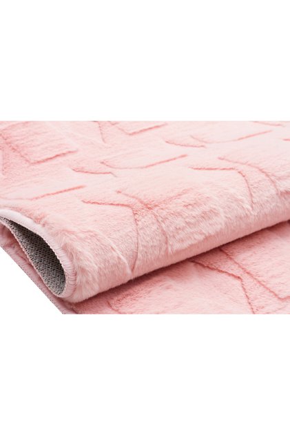 Pudra Pembe Diamond Desenli Yumuşak Peluş Halı – Kaymaz Tabanlı Modern Halı DİAMOND