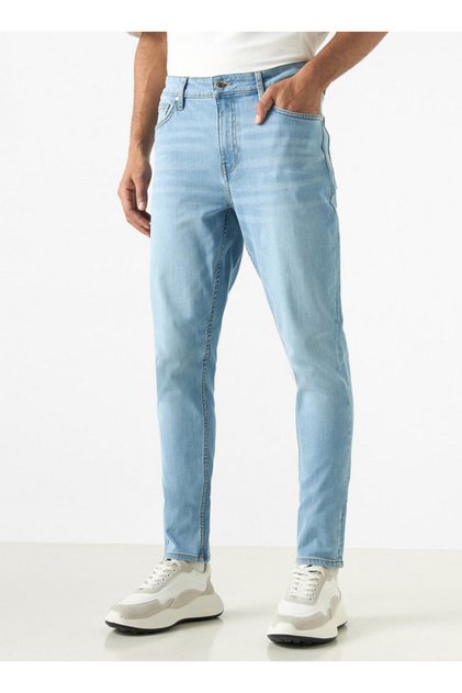 Skinny Fit Mid-rise Jeans With Pockets