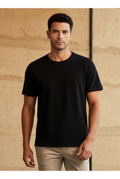 Textured Slim Fit T-shirt with Crew Neck and Short Sleeves