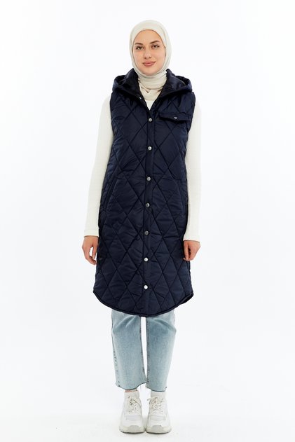 Women's Long Quilted Puffer Vest with Snap Detail