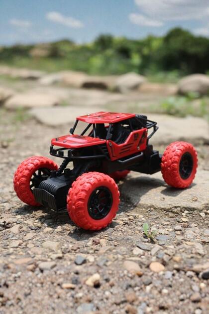 Sole 1:18 Ölçek Alloy Rock Crawler – RGB Işıklı Off-Road Uzaktan