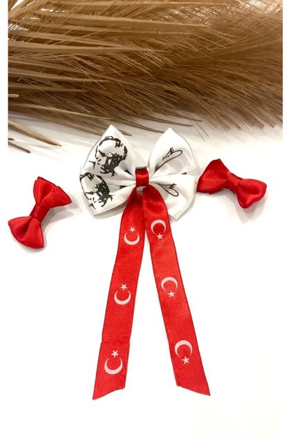 Red - White Atatürk and Turkish Flag 23 April 19 May 29 October 3-Day Holiday Brooch