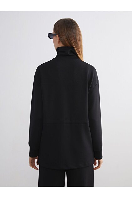 LC Waikiki LCW Modest Dik Yaka Oversize Kadın Fermuarlı Sweatshirt