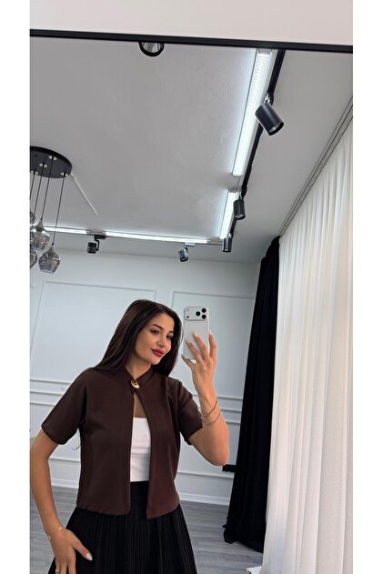Kahverengi Önden Düğme Detaylı Örme Bluz