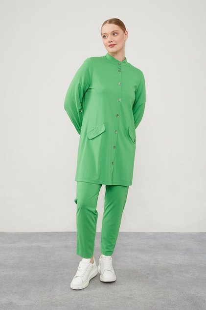 Green Judge Collar Button Closure Combed Cotton Sports Suit