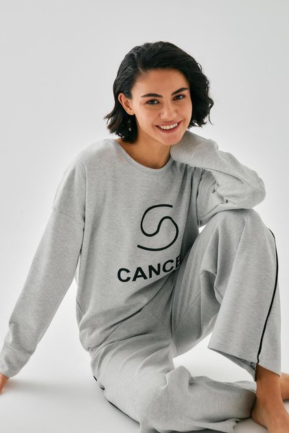Women's Gray Cancer Zodiac Oversized 2 Thread Tracksuit Home Wear Set