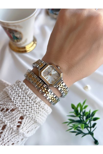 Vintage Classic Model Steel Strap 30 Mt Water Resistant Yellow Women's Wristwatch
