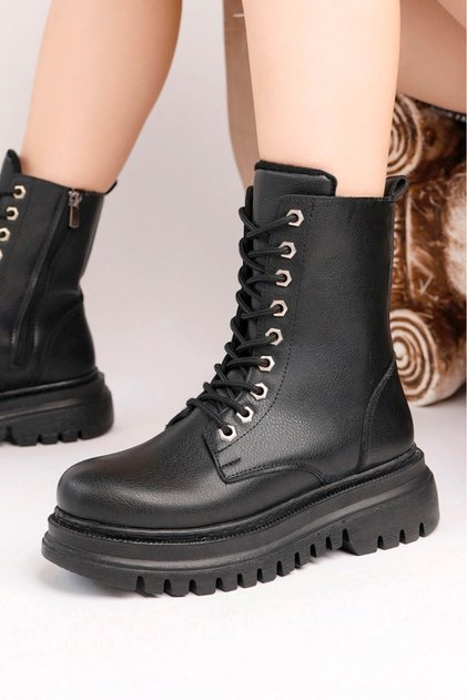 Women's Inner Full Fur Water and Cold Resistant Non-Slip Rubber Sole Guaranteed Winter Black