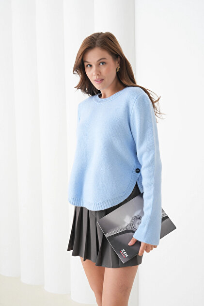 Women's Crew Neck Button Detail Slit Knitwear Sweater