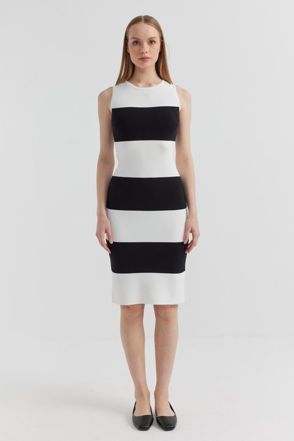 Women's Zero Sleeve Knitwear Dress