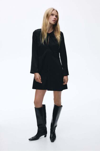 Twist-detail dress