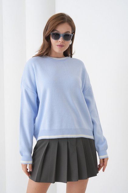 Women's Crew Neck Soft Textured Oversize Knitwear Sweater