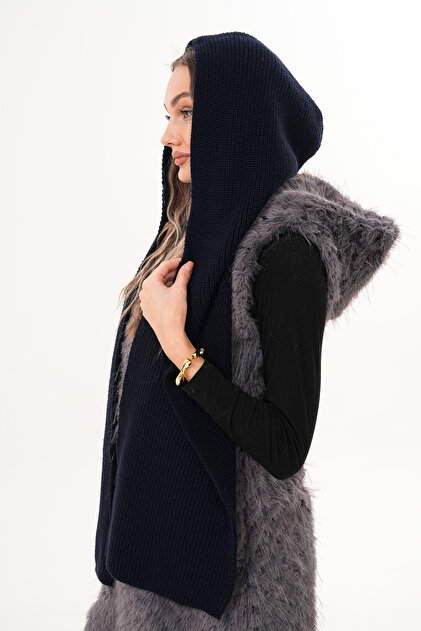 Kapüşon Detaylı Lacivert Örgü Şal | Hooded Scarf Trendi