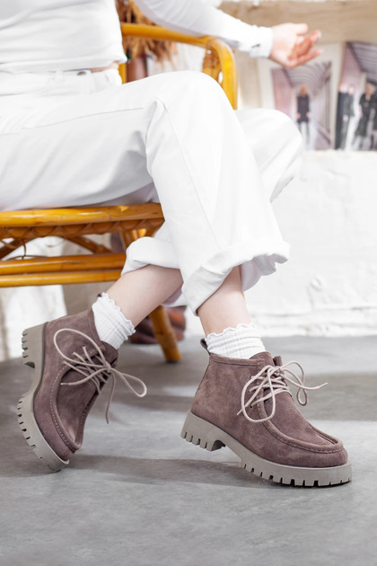 Women's Genuine Leather Thick Soled Boots