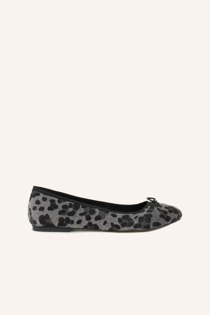 Siyah Leopar Balerin Babet