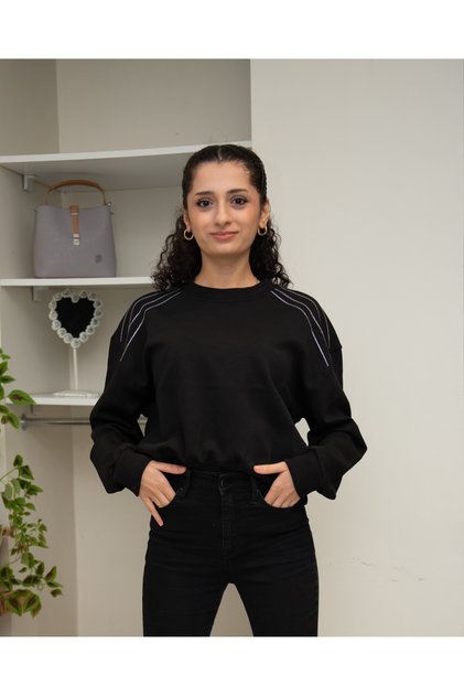 Kadın Taşlı Desenli Bisiklet Yaka Beyaz Sweatshirt