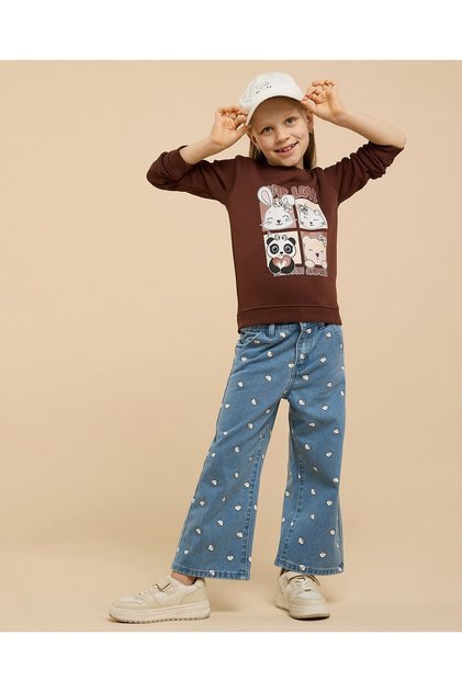Graphic Print Sweatshirt with Crew Neck and Long Sleeves