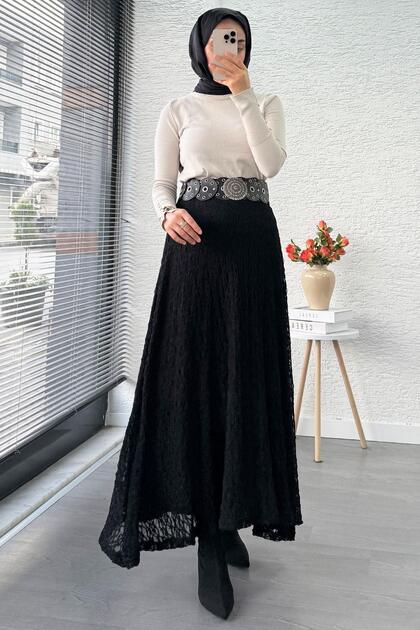 Lace Textured Flared Long Skirt – Black