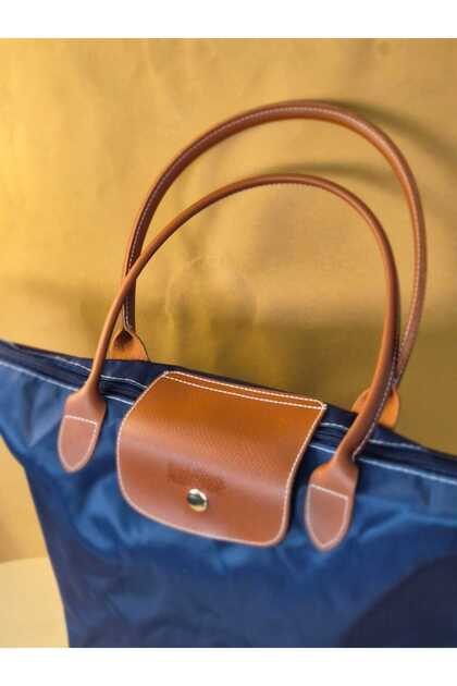 Large Size Zippered Women's Hand and Shoulder Bag 35X40 cm