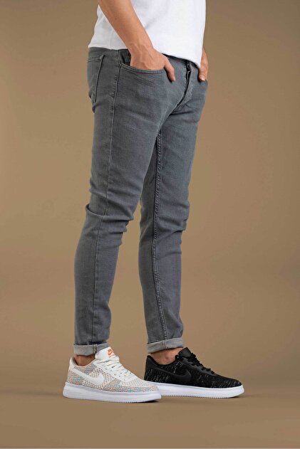 Men's Slim Fit Lycra Treaded Jeans