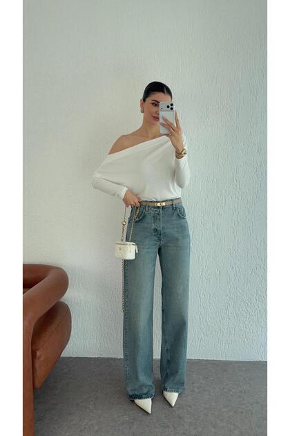 Blugi casual albastru deschis cu nasturi ascunși