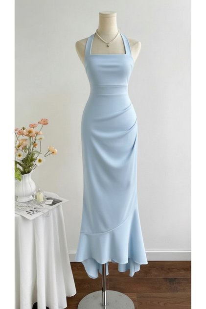 Melissa - Halter Neck Fish Form Flounce Maxi Dress