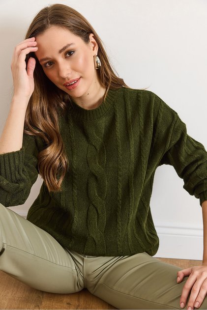 Women's Emerald Green Hair Braid Detailed Soft Textured Knitwear Sweater Kzk-19001074